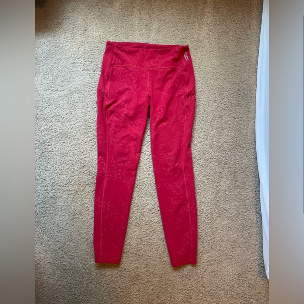 Lululemon x BARRYS